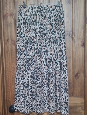 Doublju Leopard Tiered Maxi Skirt - Beige, Black, Cream. Size L